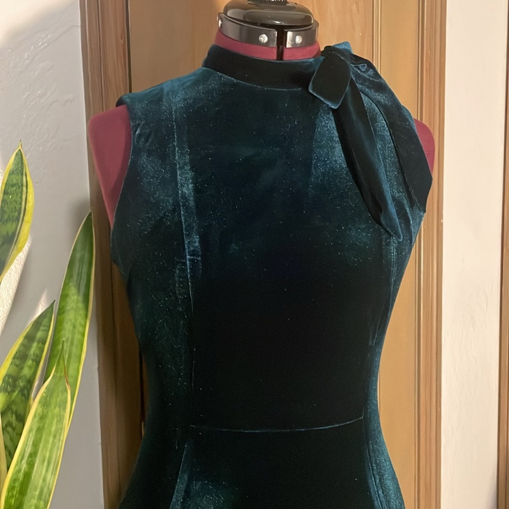 Elegant Velvet Sleeveless Dress in Deep Green - Bundle and save!!